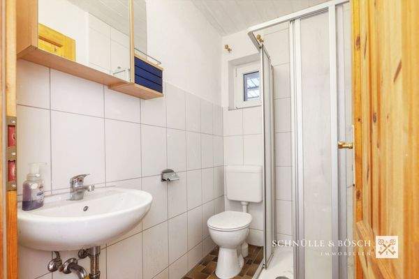 Anbau / Einliegerwohnung: Badzimmer mit Dusche