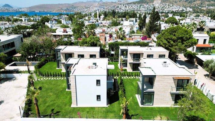 2-Bedroom Flats in a Complex near Beach and Amenities in Bodrum
