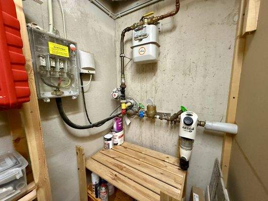 Hausanschluss im Untergeschoss