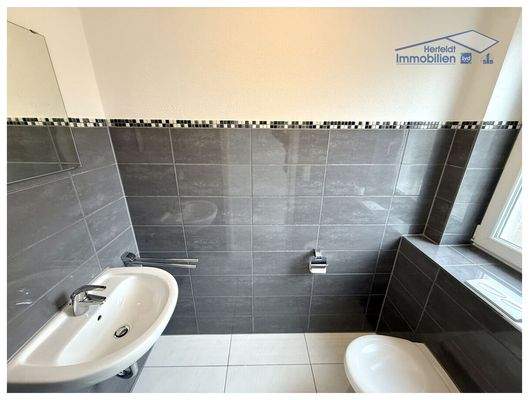 Stilvolles Gäste-WC im EG