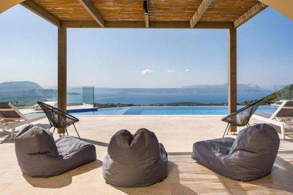 Kreta: Steinvilla mit Meerblick und Infinity-Pool in Drapanos zu verkaufen