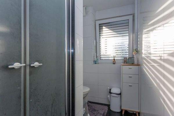 Badezimmer Wohneinheit 7