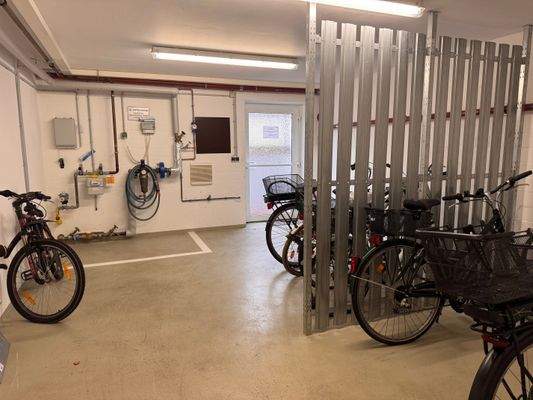 Abstellmöglichkeiten für Fahrräder im Keller