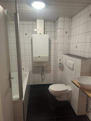 Badezimmer mit Wanne