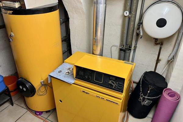 KG- Erdgas-Zentralheizung