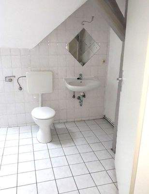 Anton-Müller 1_2.OG links 4.jpg