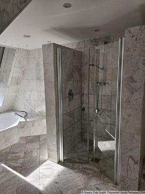 Masterbad im Obergeschoss