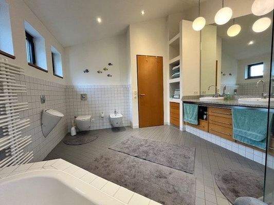 Badezimmer OG Perspektive