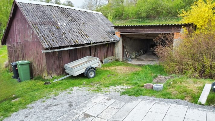 2. Schuppen und Garage