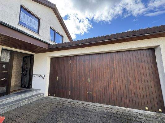 Garage / Eingangsbereich