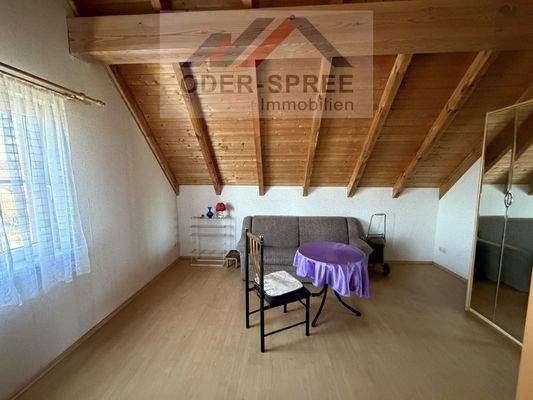 Zimmer Einliegerwohnung im Dachgeschoss