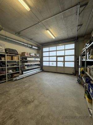 Rolltor für LKW Anlieferung