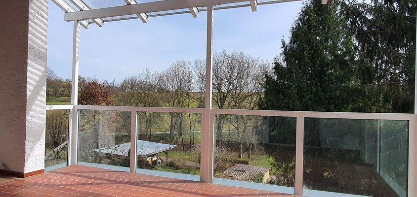 Ausschnitt 2 Balkon Hauptwohnung.jpg