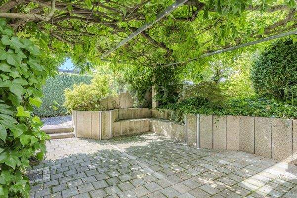 Überdachte Terrasse