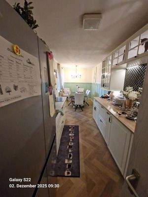 Küche mit Sitzplatz