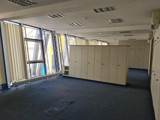 Großraumbüro hinten