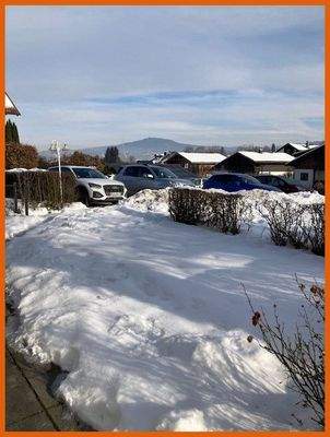 Aussicht von der Gartenwohnung mit Bergblick