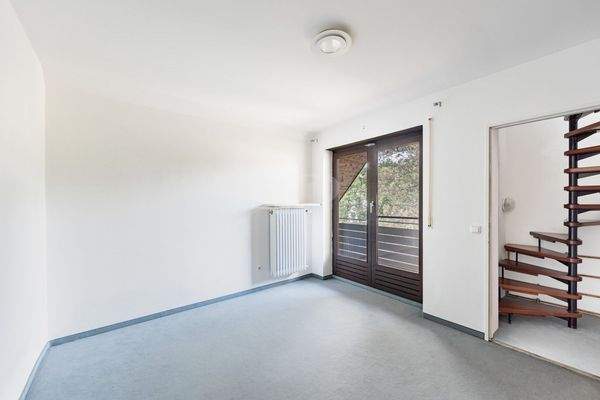 Schlafzimmer mit Balkon