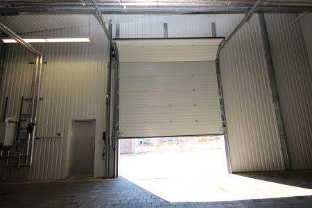 Übergroßes Sektionaltor