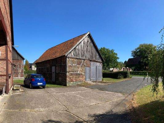 Außenansicht Bild 4.jpg