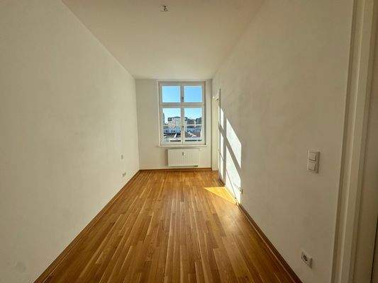 Schlafzimmer Ansicht 1 