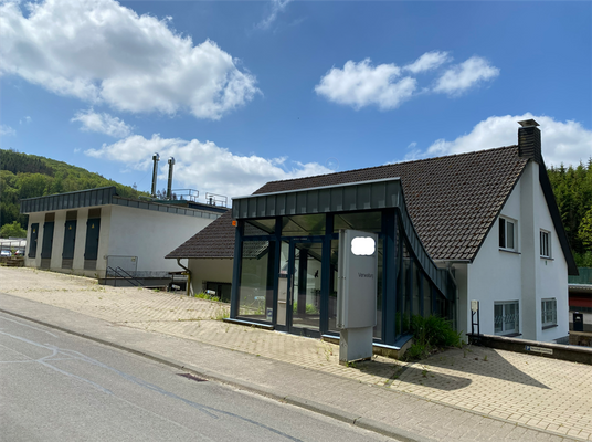 Büro-Gebäude_Eingang