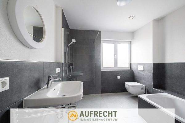 Tageslicht-Badezimmer