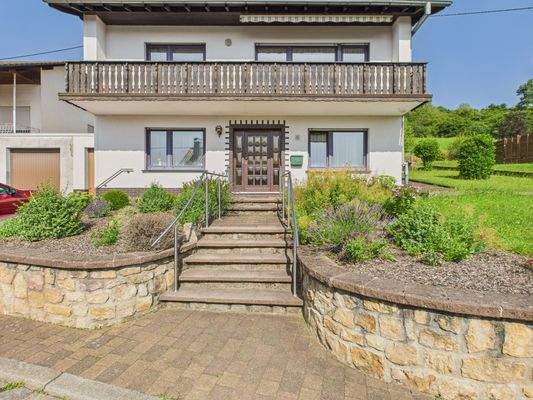 CAM01223G0-PR0148-STILL001