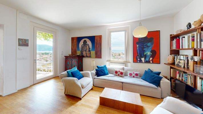 NC-052-43-Living-Room.jpg