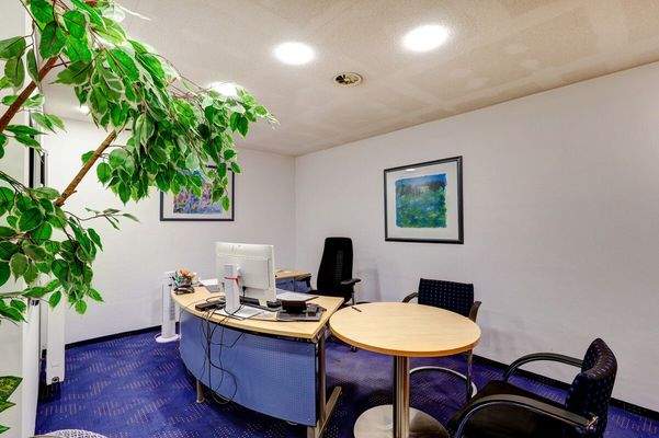 Büro 1