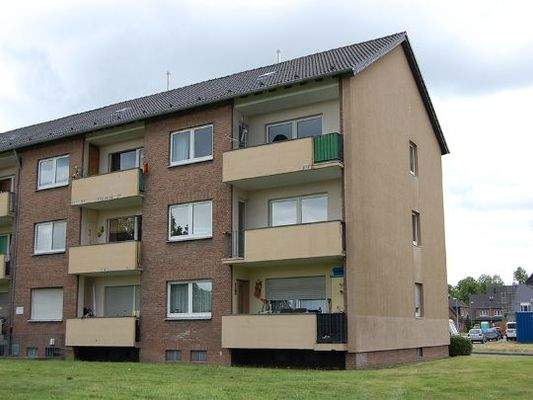 20101208120601106861_0102_00002214_00099