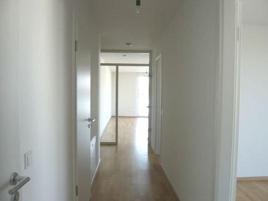 Flur Richtung Wohnzimmer
