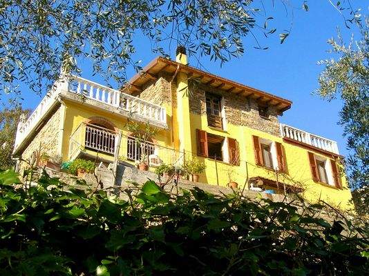 AL990_20 TERRA ITALIA IMMOBILIEN_REAL ESTATE_TESTI