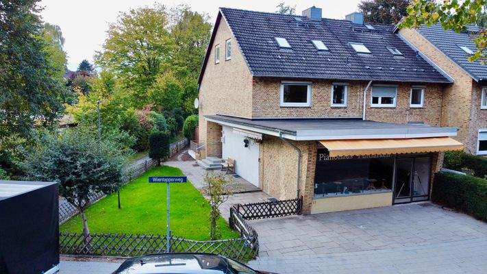 Platz für zwei Parkplätze