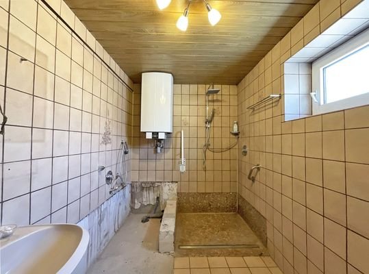 Haus 1 - Badezimmer