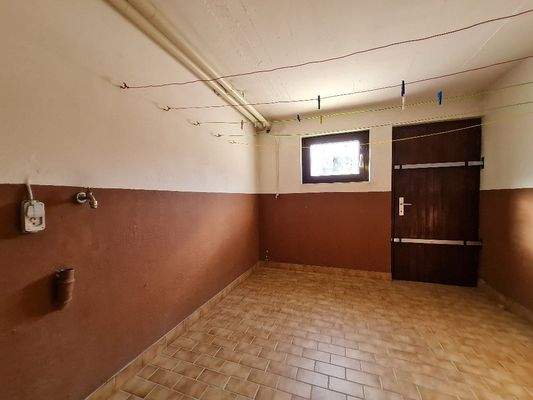 Wasch-/Trockenraum UG