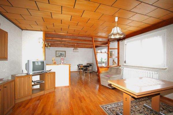 04.07. Wohnzimmer.JPG