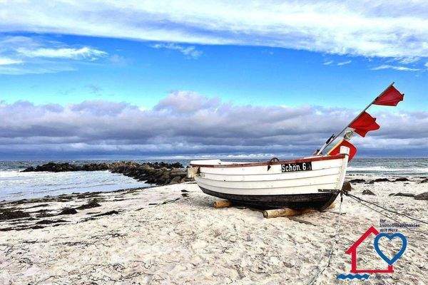 Schönberger Strand Fischerhütten.jpg