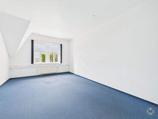 CAM05560G0-PR0024-STILL034