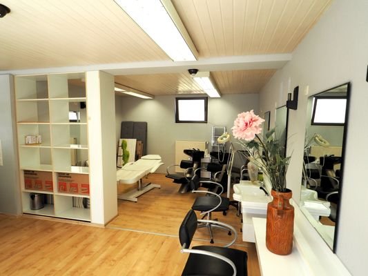 Salon EG