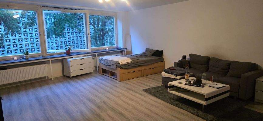 Schlafzimmer/Wohnzimmer