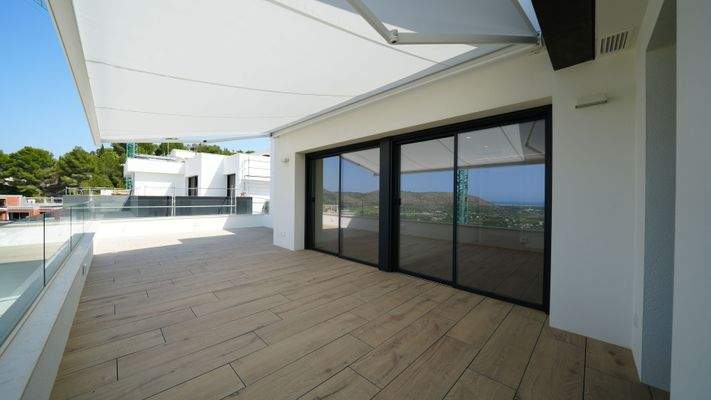 Terrasse mit Markise