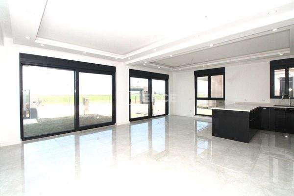 Spacious Detached Villa with Garden in Belek Antalya