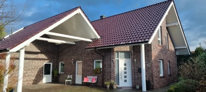 Provisionsfrei - Modernes Einfamilienhaus in ruhiger Sackgassenlage in Vrees