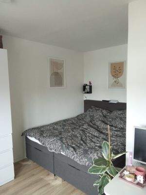 Gemütliches Schlafzimmerbild