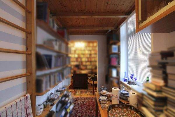 Büro: Zimmer mit Küchenzeile