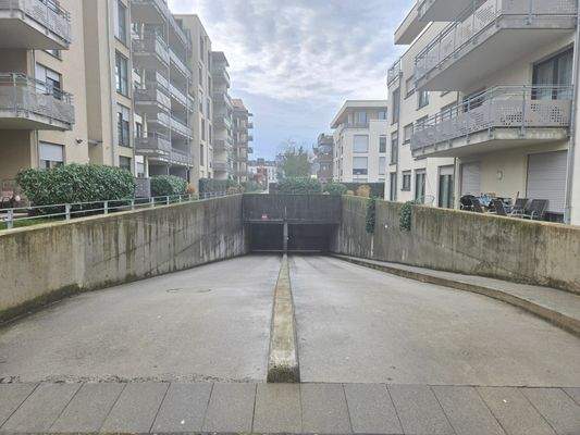 Blick zur Tiefgarage