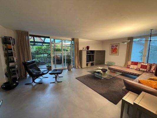 Buchloe-German-Deutschland-Haus-Verkauf-Neu-Nähe München-Oktoberfest-Stadtleben-Landschaft-Garten-Luxus