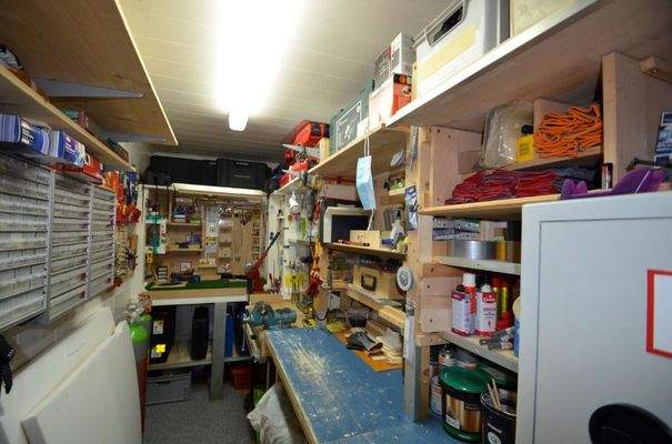 ce098af4-04c8-451f-9de5-943218d95875