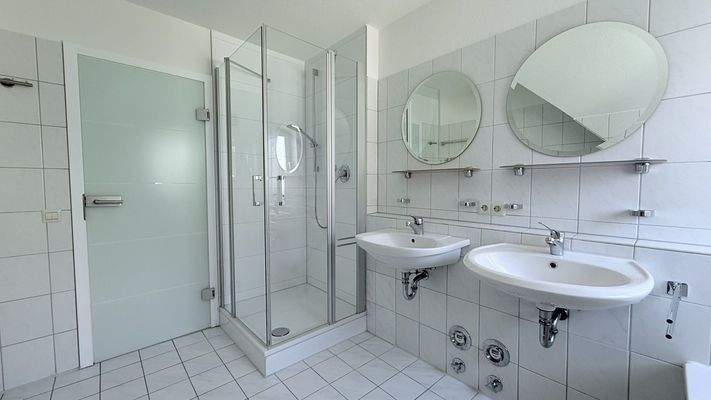 Familien-Tageslicht-Bad